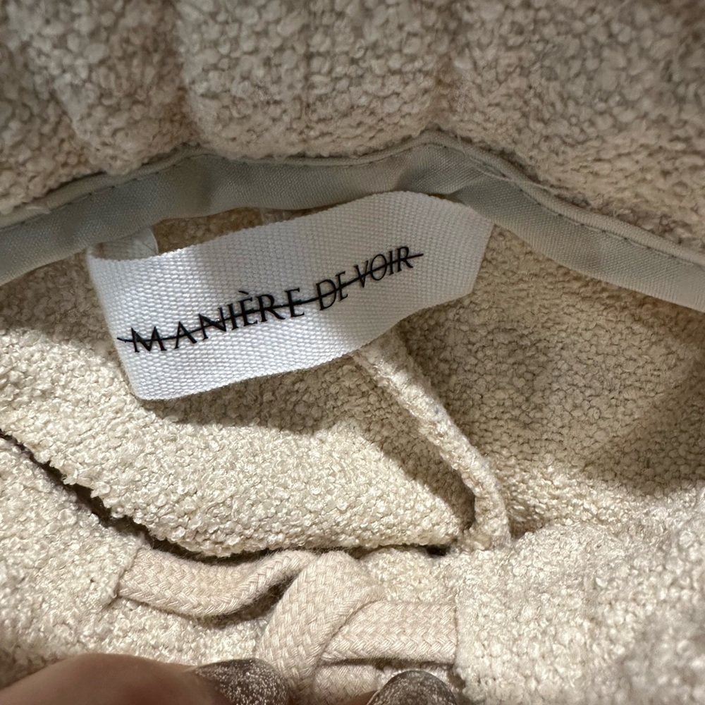 Maniere De Voir textured shorts oatmeal color men’s Sz M NWOT - Picture 3 of 10